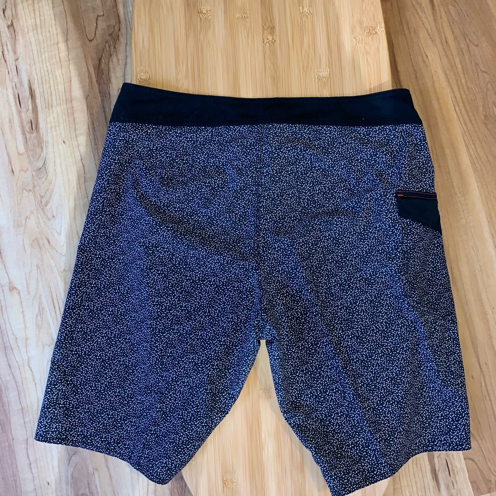 RVCA Boardshorts 32